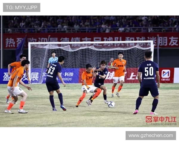 足球场上那些不畏强敌、坚韧不拔的球星们如何通过实力证明自己 足球场上那些不畏强敌、坚韧不拔的球星们如何通过实力证明自己